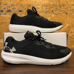 Women’s Under Armour Charged Pursuit size 10